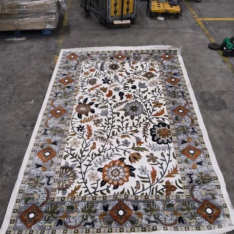 LARGE FLORAL-PATTERN AREA RUG WITH CREAM GROUND AND MULTICOLOURED GARDEN MOTIFS (200X300CM)
