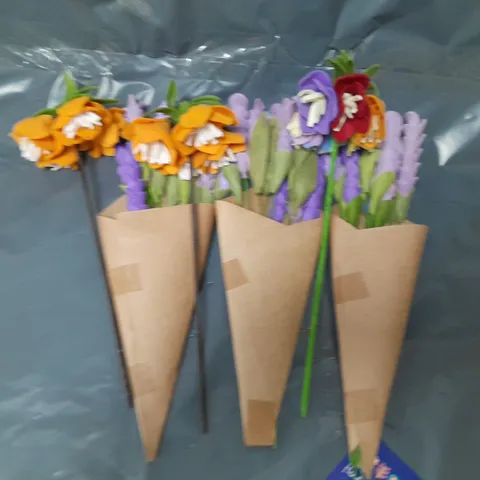 THE HANDMADE FLORIST FELT FLOWERS