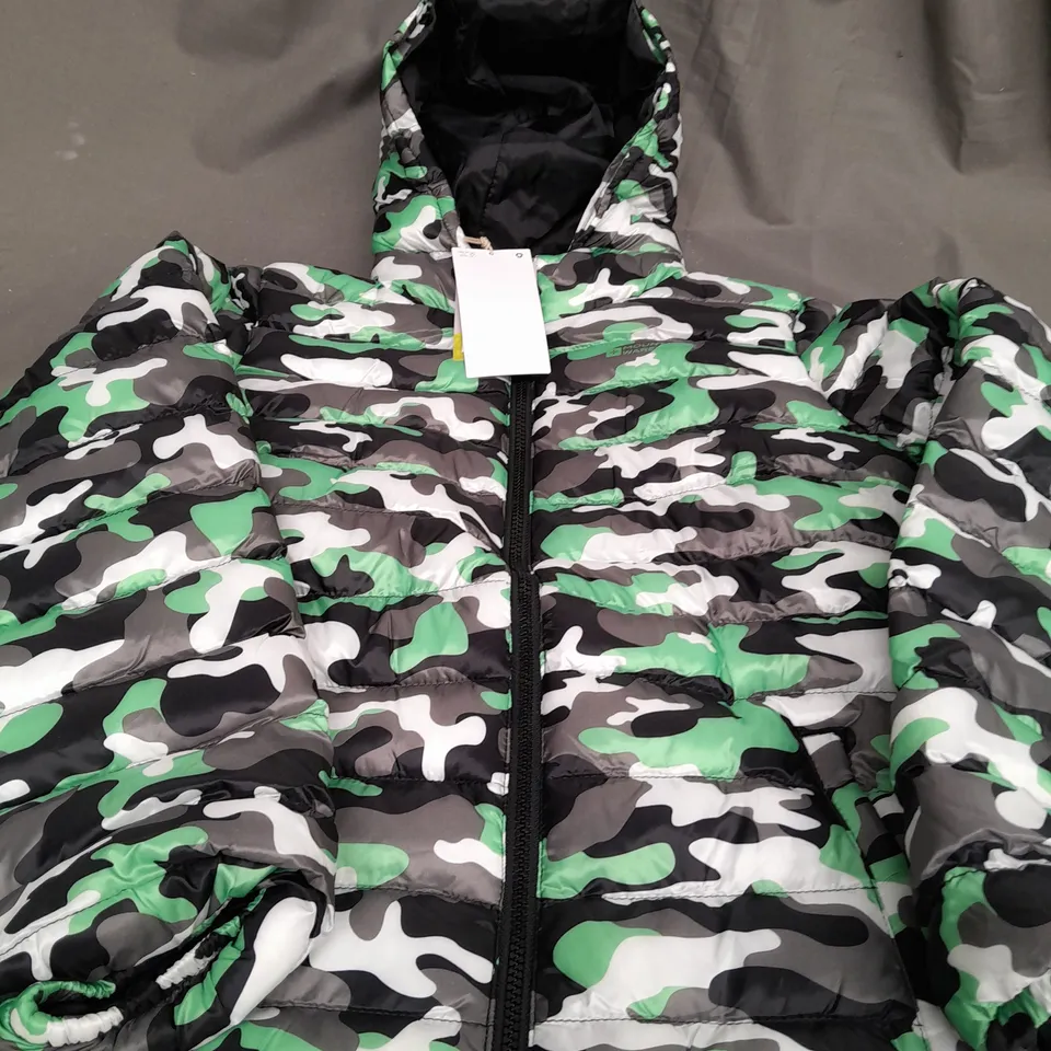 MOUNTAIN WAREHOUSE CAMO PADDED JACKET WITH HOOD - 13 YEARS