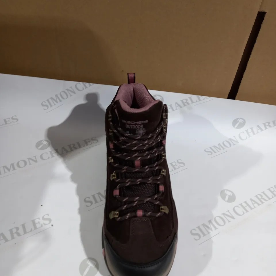 HIKING/WALKING BOOTS BY SKECHERS - BROWN & PINK - UK 6
