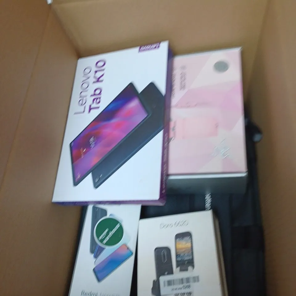 BOX OF ASSORTED ELECTRICAL ITEMS TO INCLUDE HEADSETS, TABLETS, LAPTOP HOLDERS ETC 