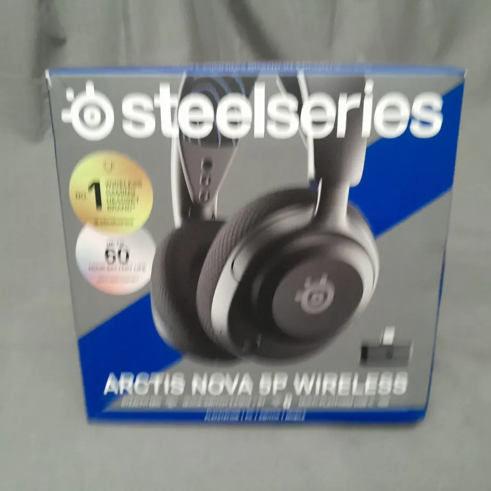 STEELSERIES ARCTIS NOVA 5P WIRELESS PLAYSTATION GAMING HEADSET - BLACK