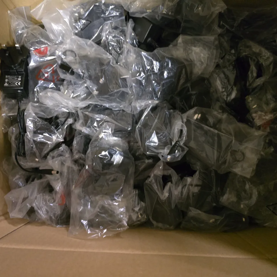 BOX OF APPROXIMATELY 120 HOTO SWITCHING ADAPTER MODEL - ADS-26SGP-12