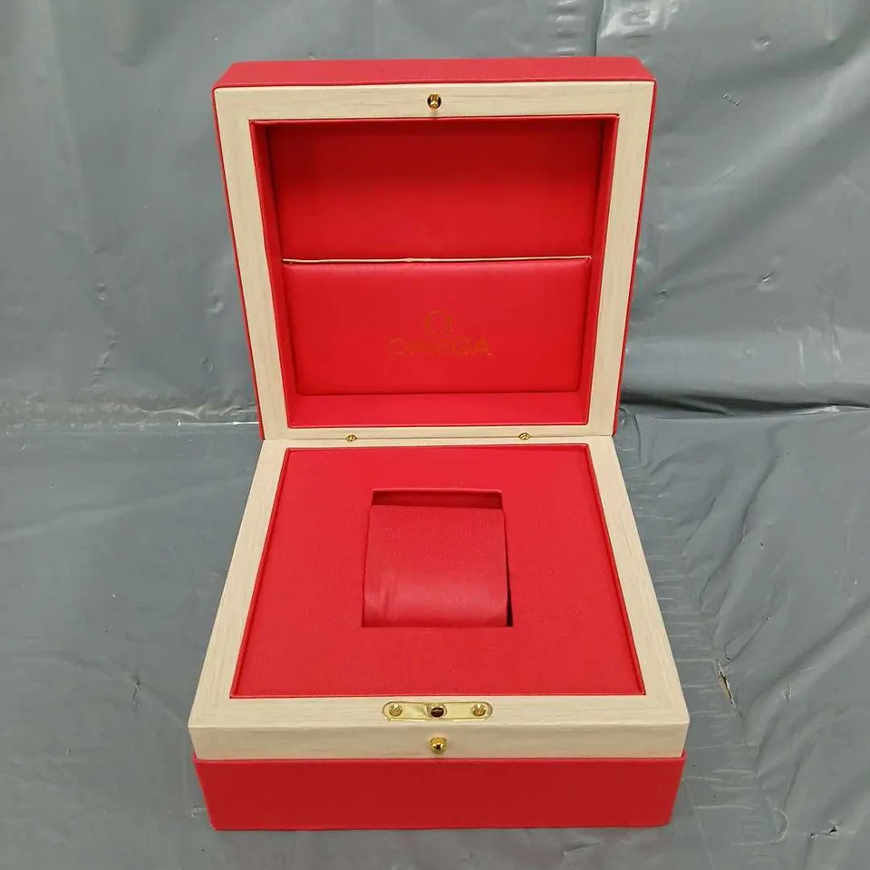 OMEGA RED WATCH SHOWCASE BOX 