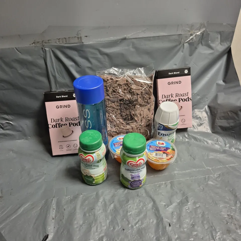 APPROXIMATELY 12 ASSORTED FOOD & DRINK ITEMS TO INCLUDE GRIND DARK ROAST COFFEE PODS, VOSS PLUS WATER, COW & GATE FOLLOW-ON MILK, ETC - COLLECTION ONLY