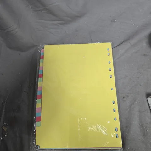 BOX OF APPROXIMATELY 20 ASSORTED ITEMS TO INCLUDE: BINDER CARD AND INK MIXER