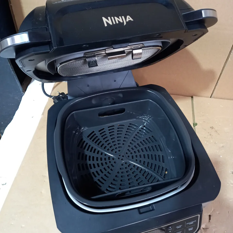 NINJA HEALTH GRILL & AIR FRYER