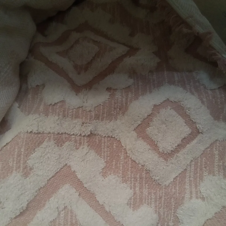 MALACHI FLATWEAVE PINK/WHITE RUG 160X230CM