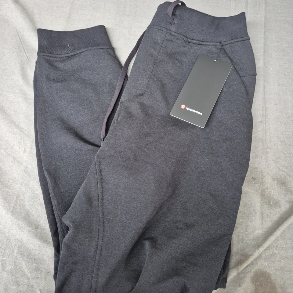 LULULEMON CITY SWEAT JOGGERS IN BLACK - MEDIUM