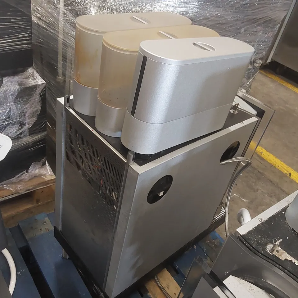 FRANKE SPECTRA VETRO 8 COMMERCIAL COFFEE MACHINE