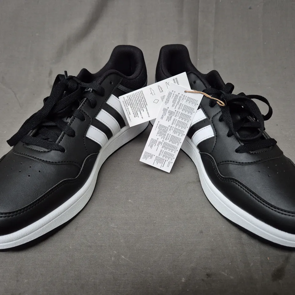 BOXED PAIR OF ADIDAS HOOPS 3.0 SHOES IN BLACK/WHITE UK SIZE 9