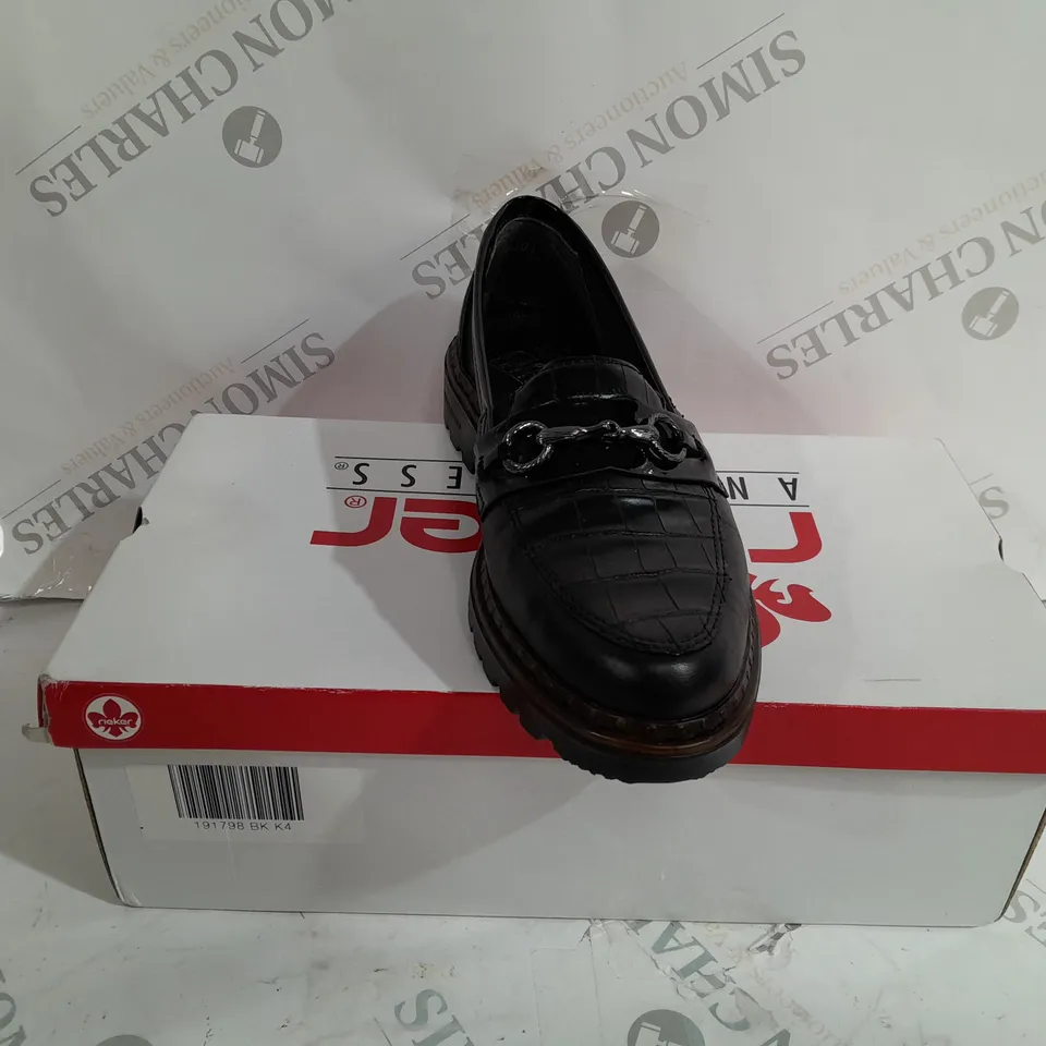 RIEKER ANTISTRESS SLIP ON SHOES - SIZE UK 4