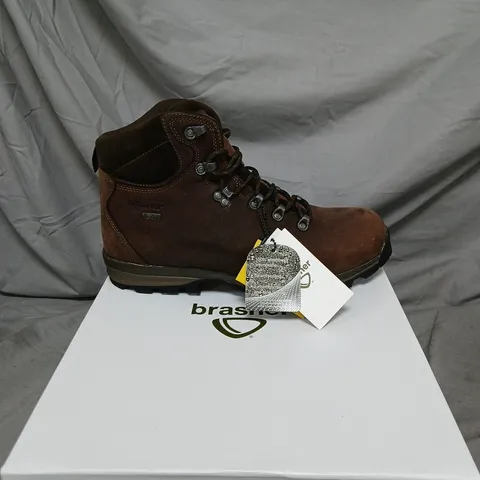BRASHER COUNTRY WALK BROWN LEATHER HIKING BOOTS – UK SIZE 10 (GORE-TEX, VIBRAM)