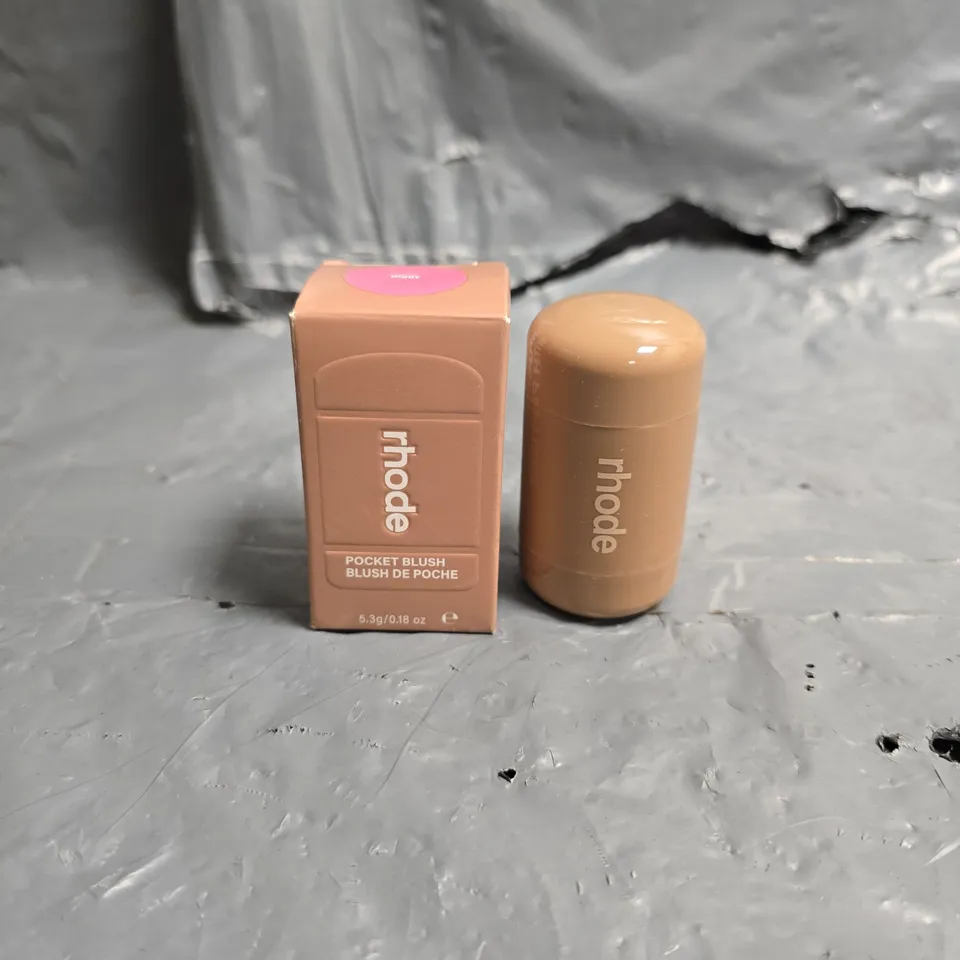 BOXED RHODE POCKET BLUSH IN PIGGY 5.3G