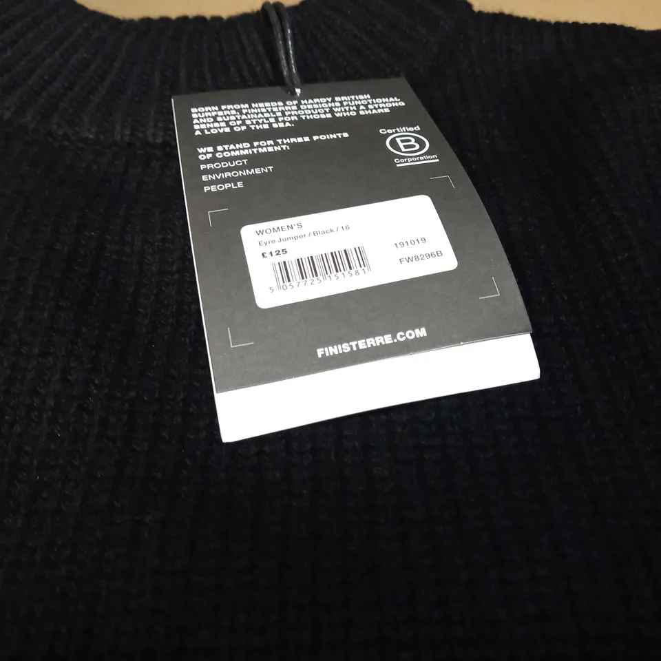 FINISTRERRE EYRE WOMENS JUMPER IN BLACK - 16