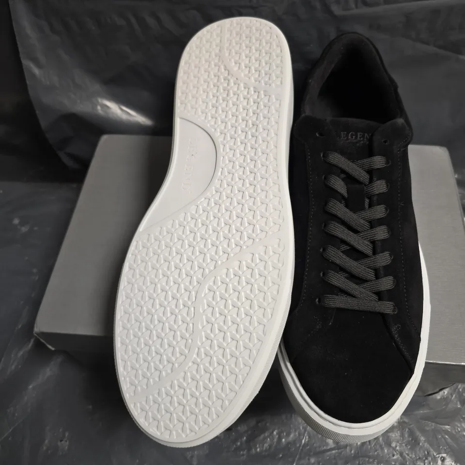 LEGEND SUEDE TRAINERS - BLACK, UK 11