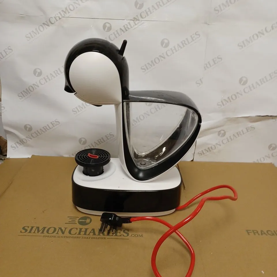 DELONGHI NESCAFÉ DOLCE GUSTO COFFEE MACHINE