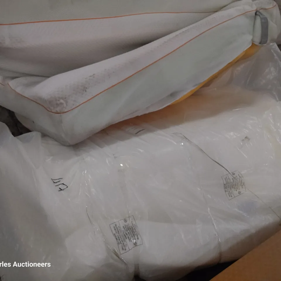 TWO 4'6" DOUBLE MATTRESSES 1 × FOAM 1 × COIL SPRUNG