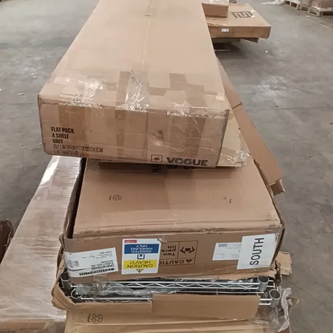 PALLET OF ASSORTED CATERING ITEMS INCLUDES CAMSHELVING