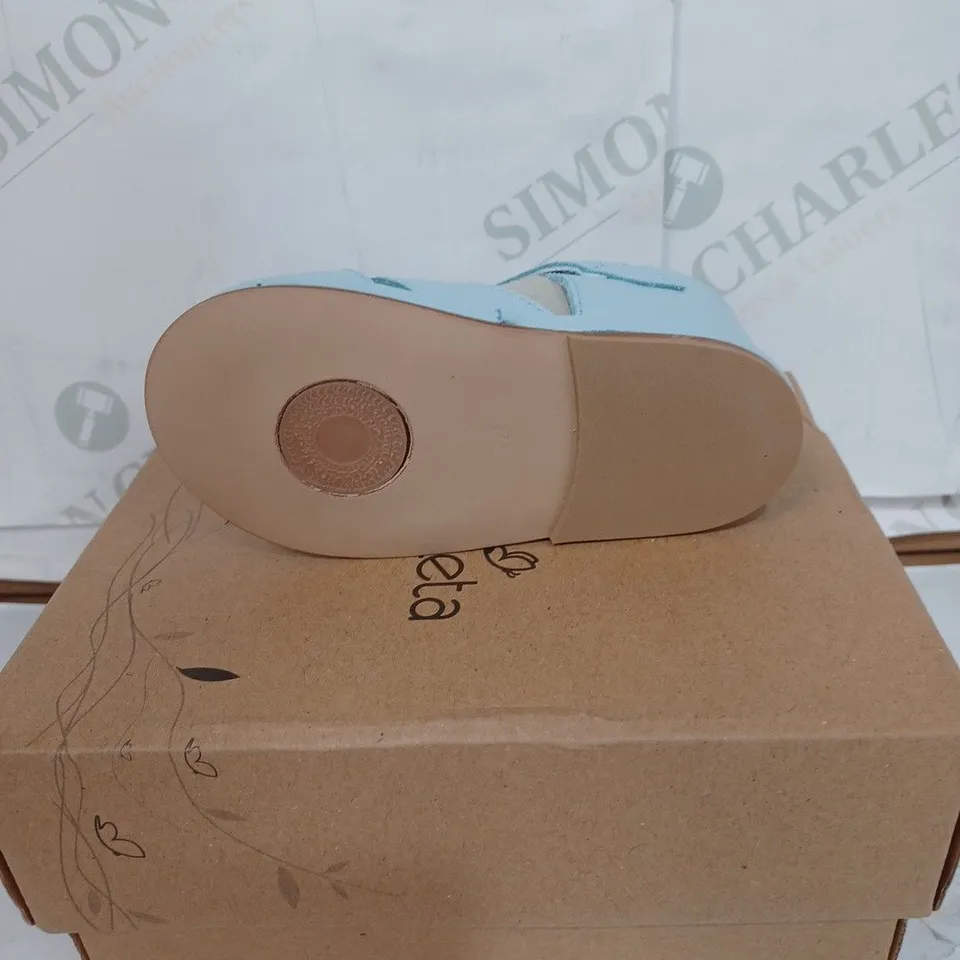 BOXED PAIR OF BORBOLETA LEATHER SANDALS - PALE BLUE / SIZE: 20 