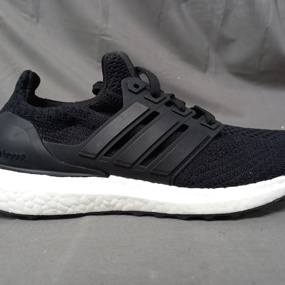 PAIR OF ADIDAS ULTRABOOST 5.0 SHOES IN BLACK UK SIZE 6