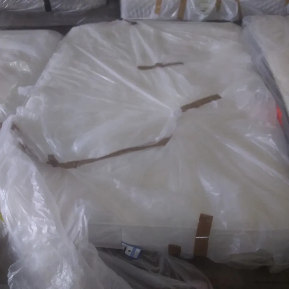 QUALITY BAGGED 4'6" DOUBLE HYBRID MEMORY FOAM MATTRESS