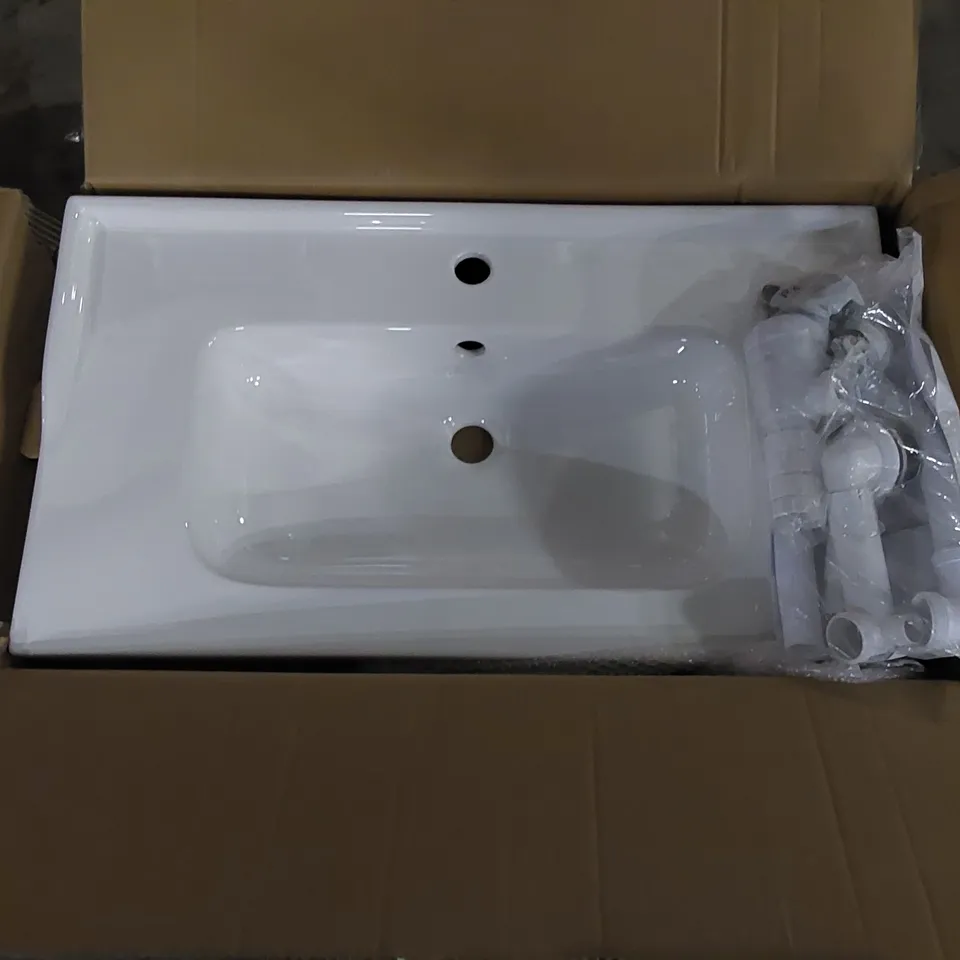 BOXED GOODHOME LANA 80cm BATHROOM BASIN - WHITE 