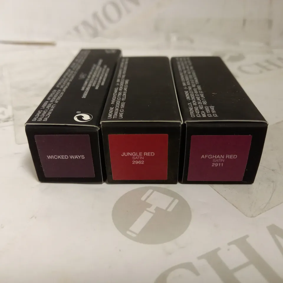 LOT OF 3 ASSORTED NARS PRODUCTS TO INCLUDE AFTERGLOW LIP BALM - WICKED WAYS, SATIN LIPSTICK - JUNGLE RED & AFGHAN RED 