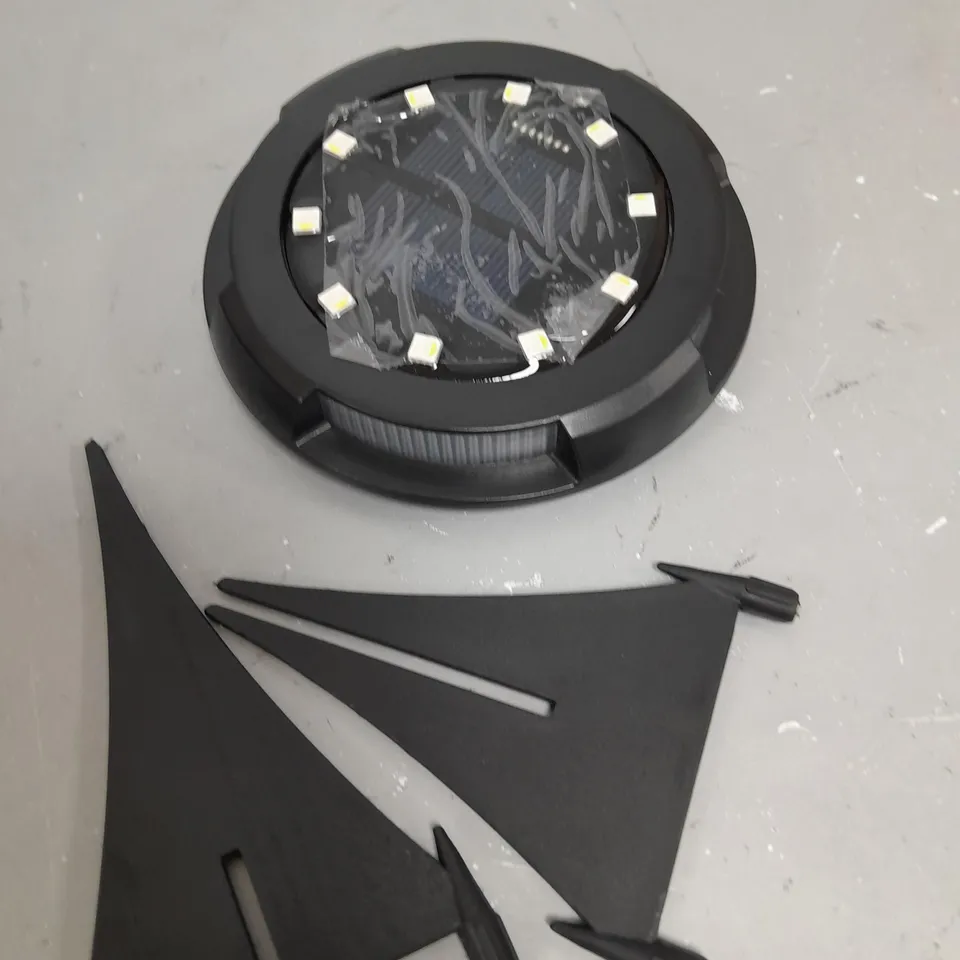 BOXED BELL & HOWELL DUAL FUNCTION SET OF 6 LED ULTIMATE DISK LIGHTS