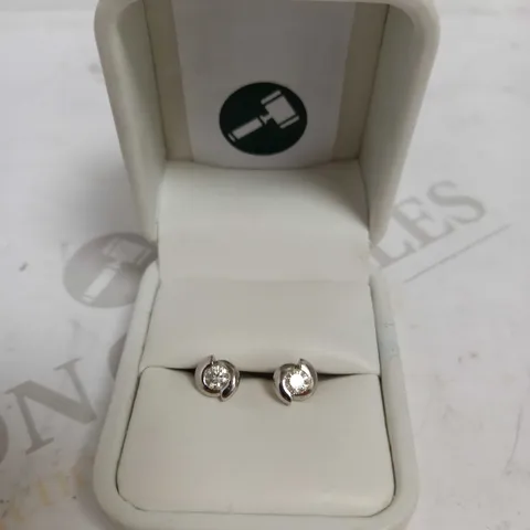 DESIGNER 18CT WHITE GOLD STUD EARRINGS SET WITH DIAMONDS WEIGHING +-0.52CT