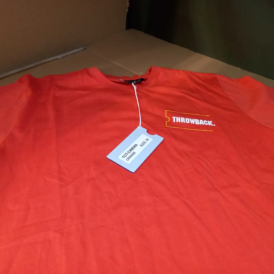 THROW BACK ORANGE/SLOGAN T-SHIRT - MEDIUM