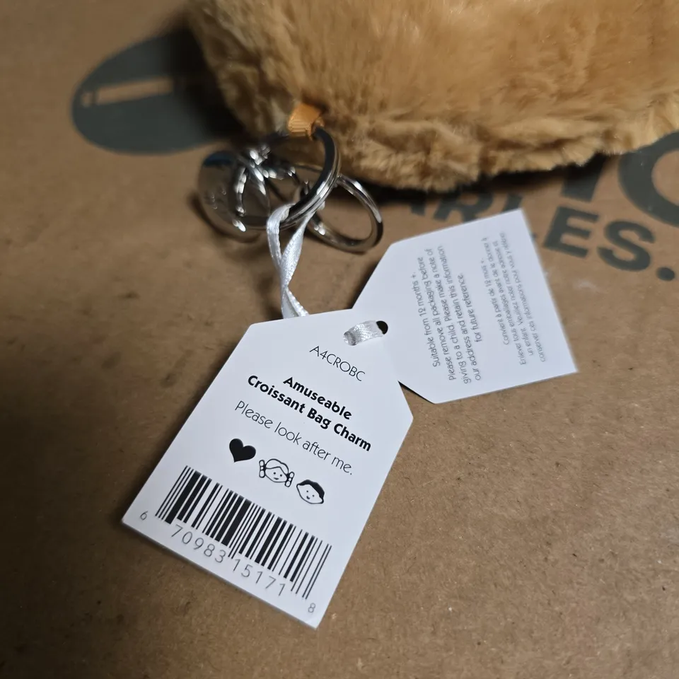 JELLYCAT AMUSABLE CROISSANT BAG CHARM