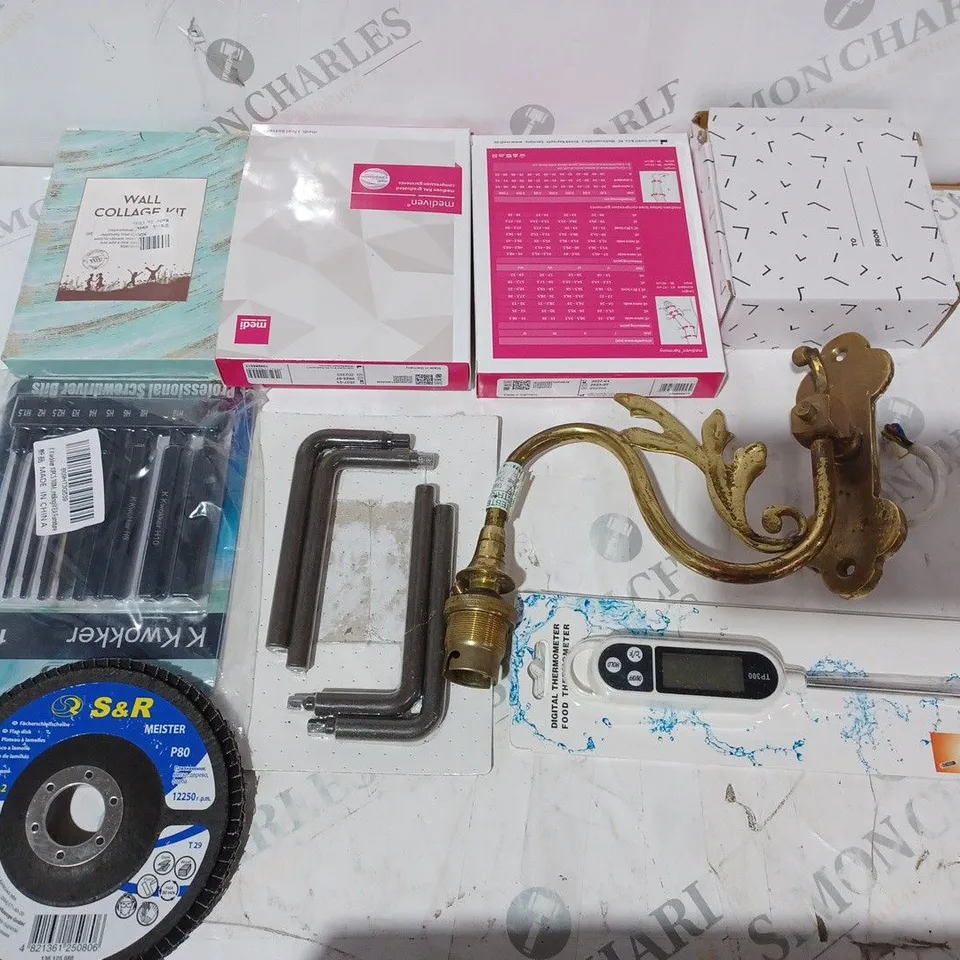 GROUP OF ASSORTED HOUSEHOLD ITEMS TOO INCLUDE TOOLS AND SAFETY ITEMS