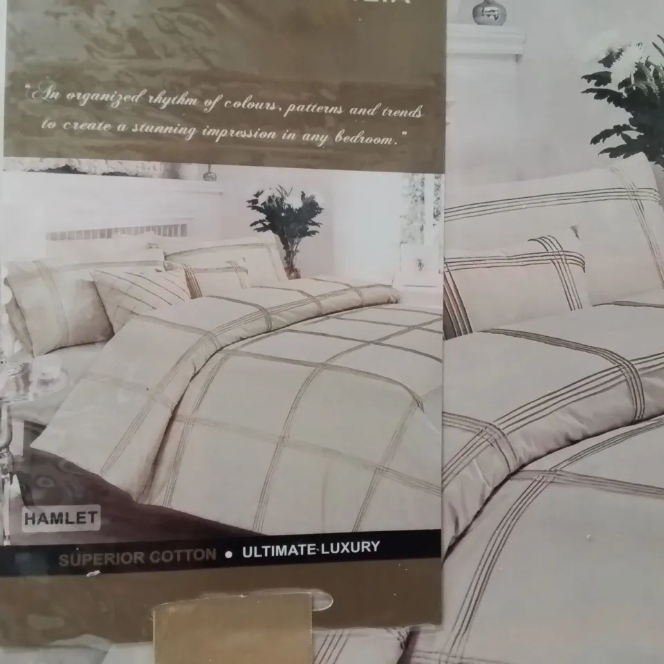 BRAND NEW SIGNATURE GAVENO CAVAILIA KINGSIZE DUVET COVER SET  -LATTE-