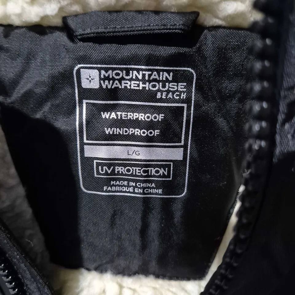 MOUNTAIN WAREHOUSE TIDAL BORG LINED WATERPROOF SWIM CHANGING ROBE – BLACK – SIZE L (L/G)