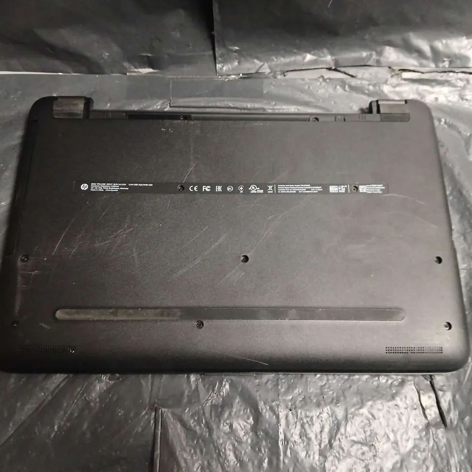 HP LAPTOP – INTEL CORE I5, WINDOWS 10, SILVER CHASSIS - MODEL UNSPECIFIED