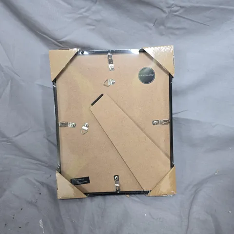 AMERICANFLAT 8X10 INCH BLACK PICTURE FRAME SET (6 FRAMES)