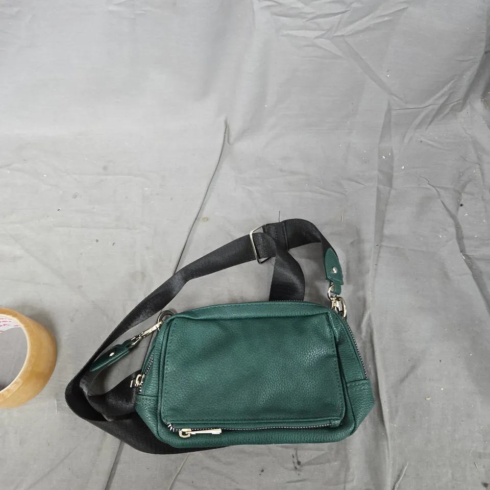 BOX OF APPROXIMATELY 13 ASSORTED ITEMS TO INCLUDE: EYE PALETTE AND GREEN BUMBAG