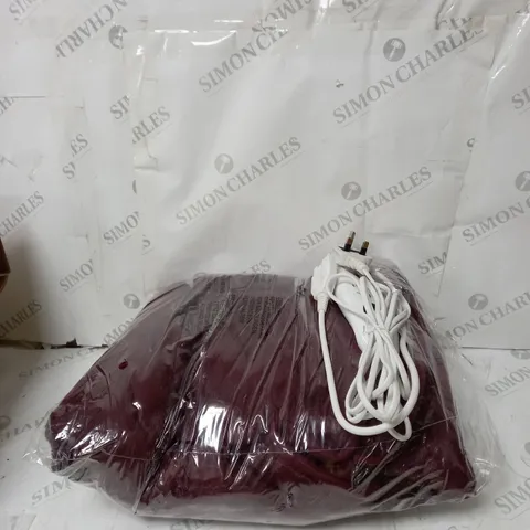 BOXED COZEE HOME HEATED THROW IN PLUM