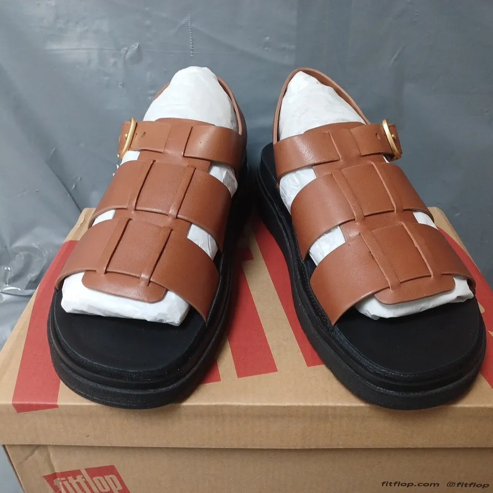 BOXED PAIR OF FITFLOP GEN-FF LEATHER FISHERMAN SANDALS IN DEEP TAN - SIZE 6