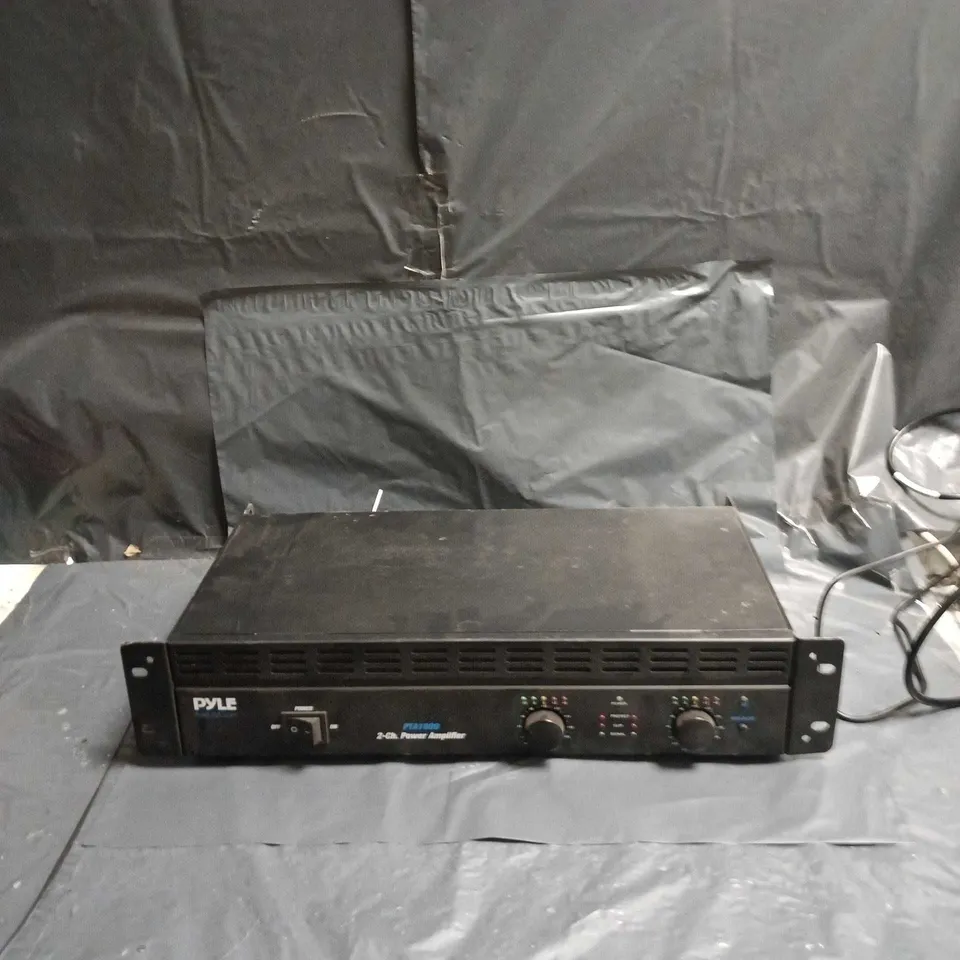 PYLE 2-CHANNEL POWER AMPLIFIER