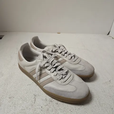 ADIDAS SAMBA SHOES – WHITE/GREY, UK 9.5