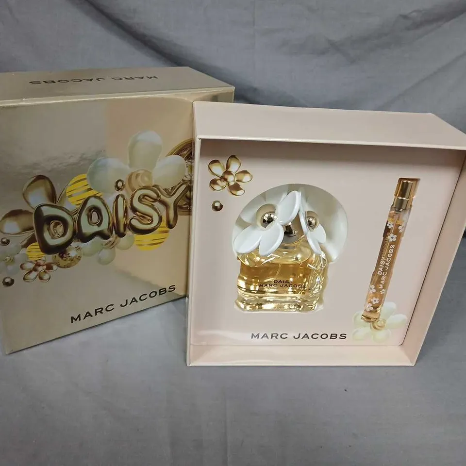 BOXED MARC JACOBS DAISY GIFT SET