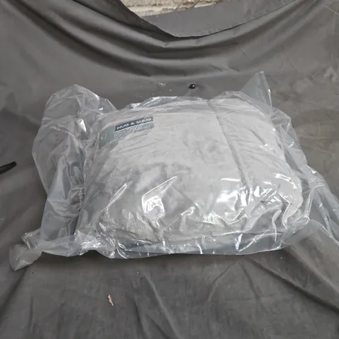 HUG & SNUG ULTRA PLUSH BLANKET HOODIE - GREY