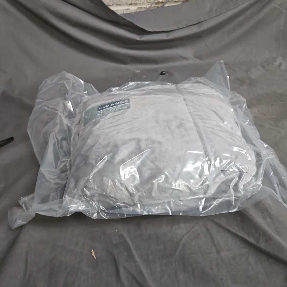 HUG & SNUG ULTRA PLUSH BLANKET HOODIE - GREY