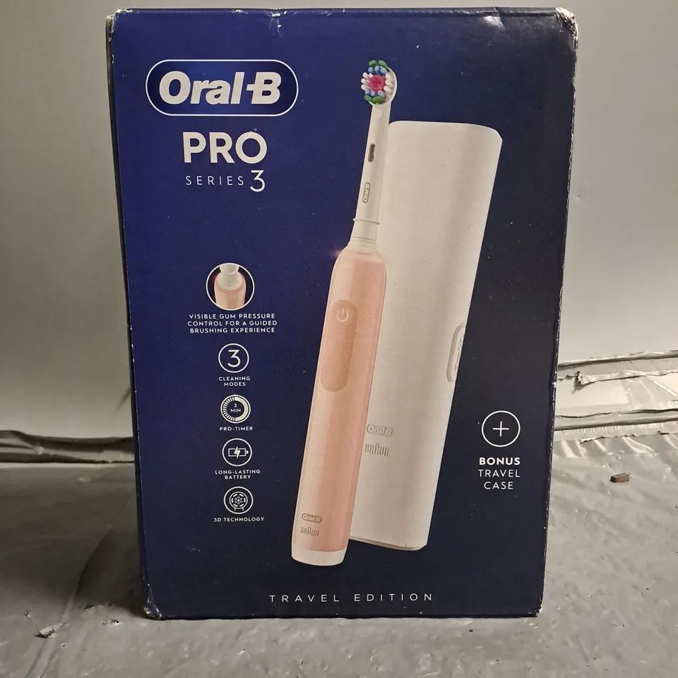 BOXED ORAL-B PRO SERIES 3 TRAVEL EDITION 