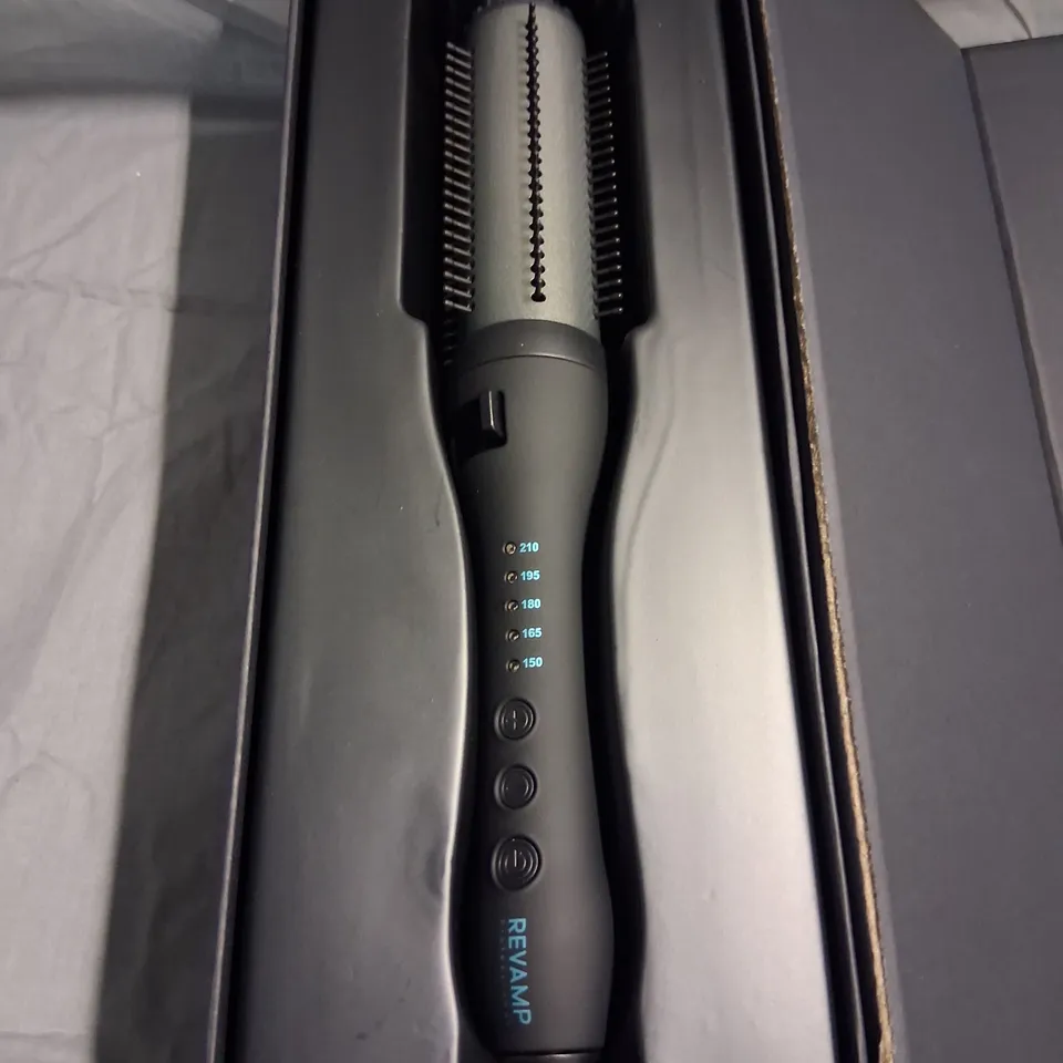 BOXED REVAMP PROFESSIONAL PROGLOSS PERFECT FINISH CERAMIC CURL AND WAVES BRUSH BR-1500-GB
