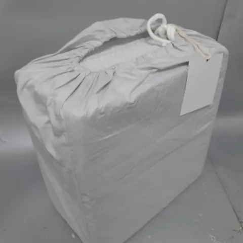 3 PIECE DUVET SETOFF- WHITE DOUBLE