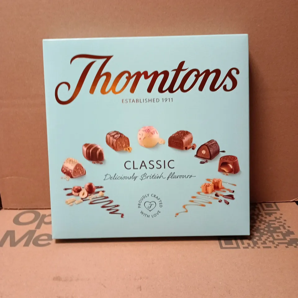 THORNTONS CONGRATULATIONS CLASSIC GIFT BOX