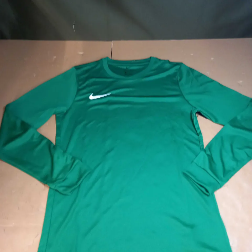 NIKE  LONG SLEEVED SHIRT SIZE S